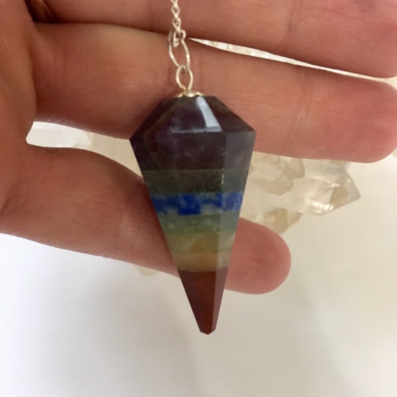 Chakra Gemstone Pendulum 🔮 - Picture 2 of 4
